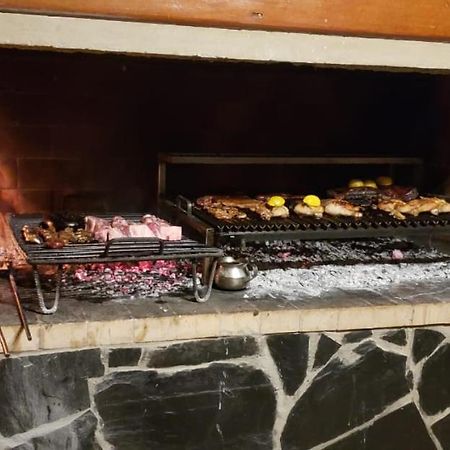 Hotel Caleta Olivia Hueso Per Ngoại thất bức ảnh