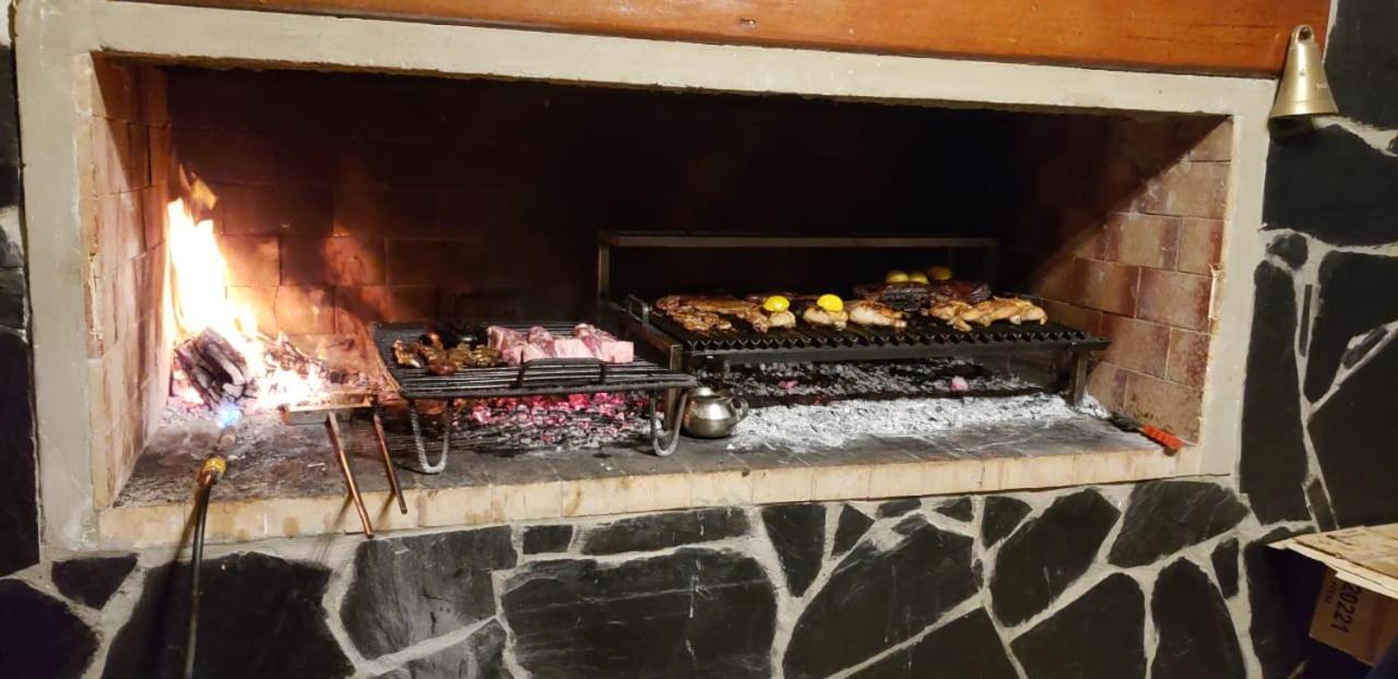 Hotel Caleta Olivia Hueso Per Ngoại thất bức ảnh